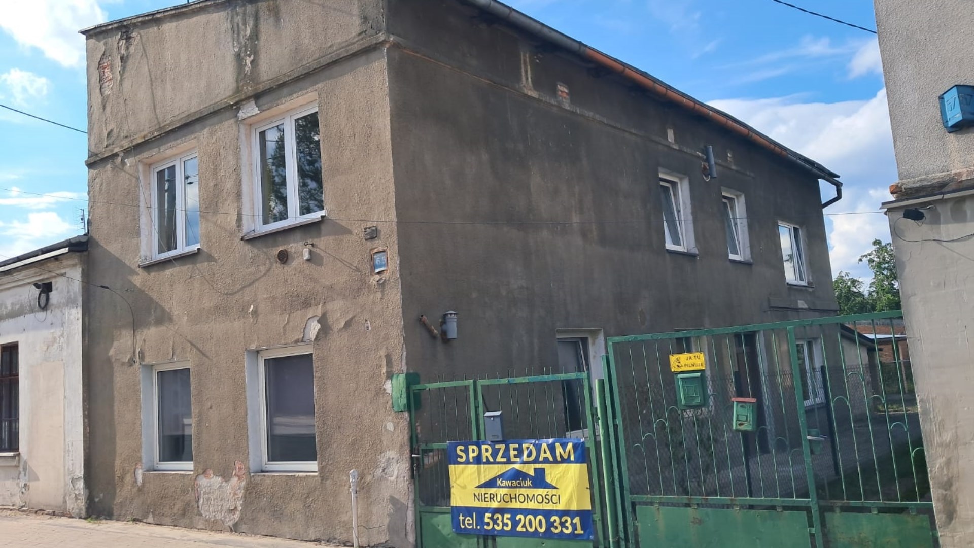Dom na sprzedaż