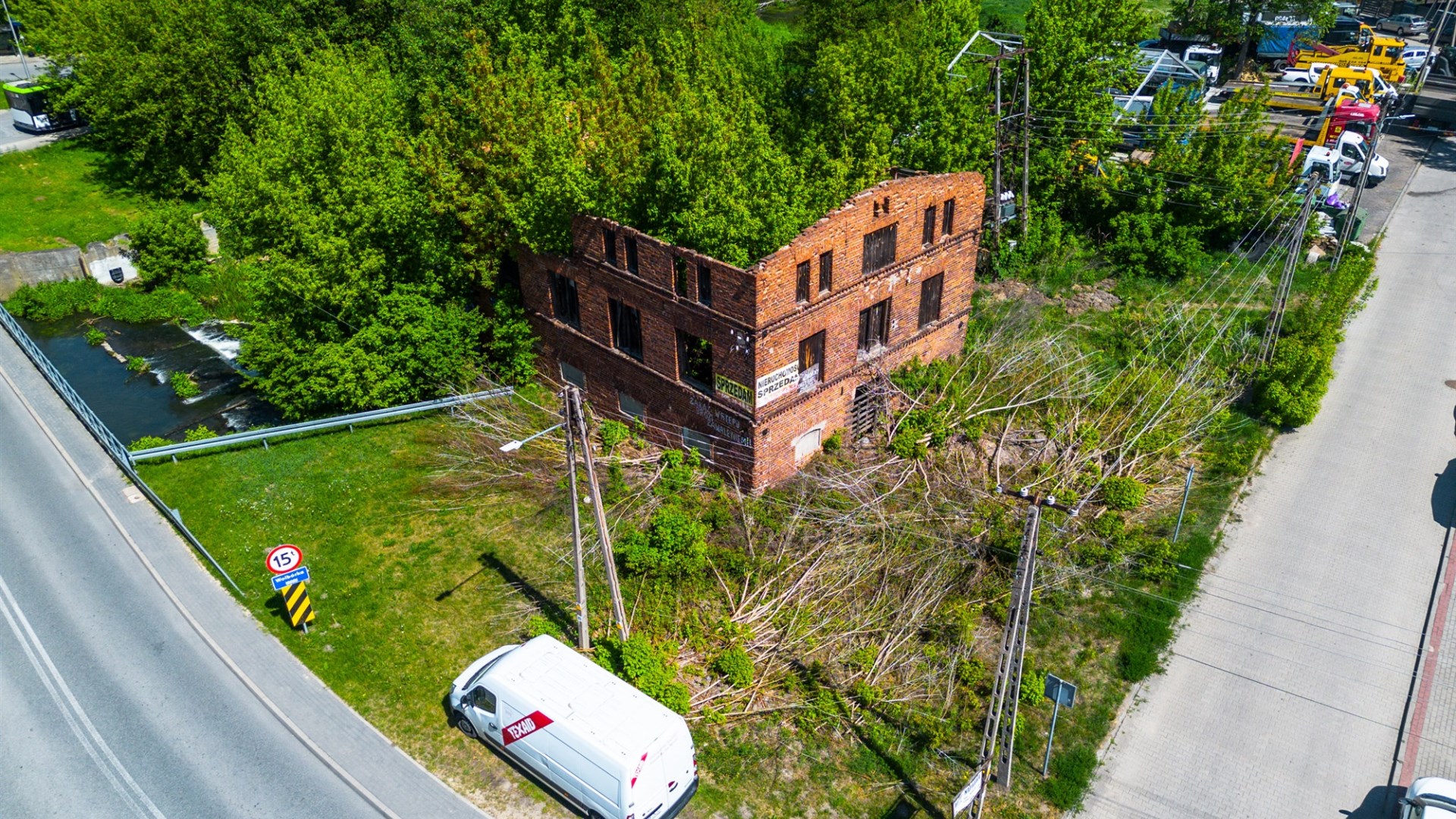 Działka na sprzedaż