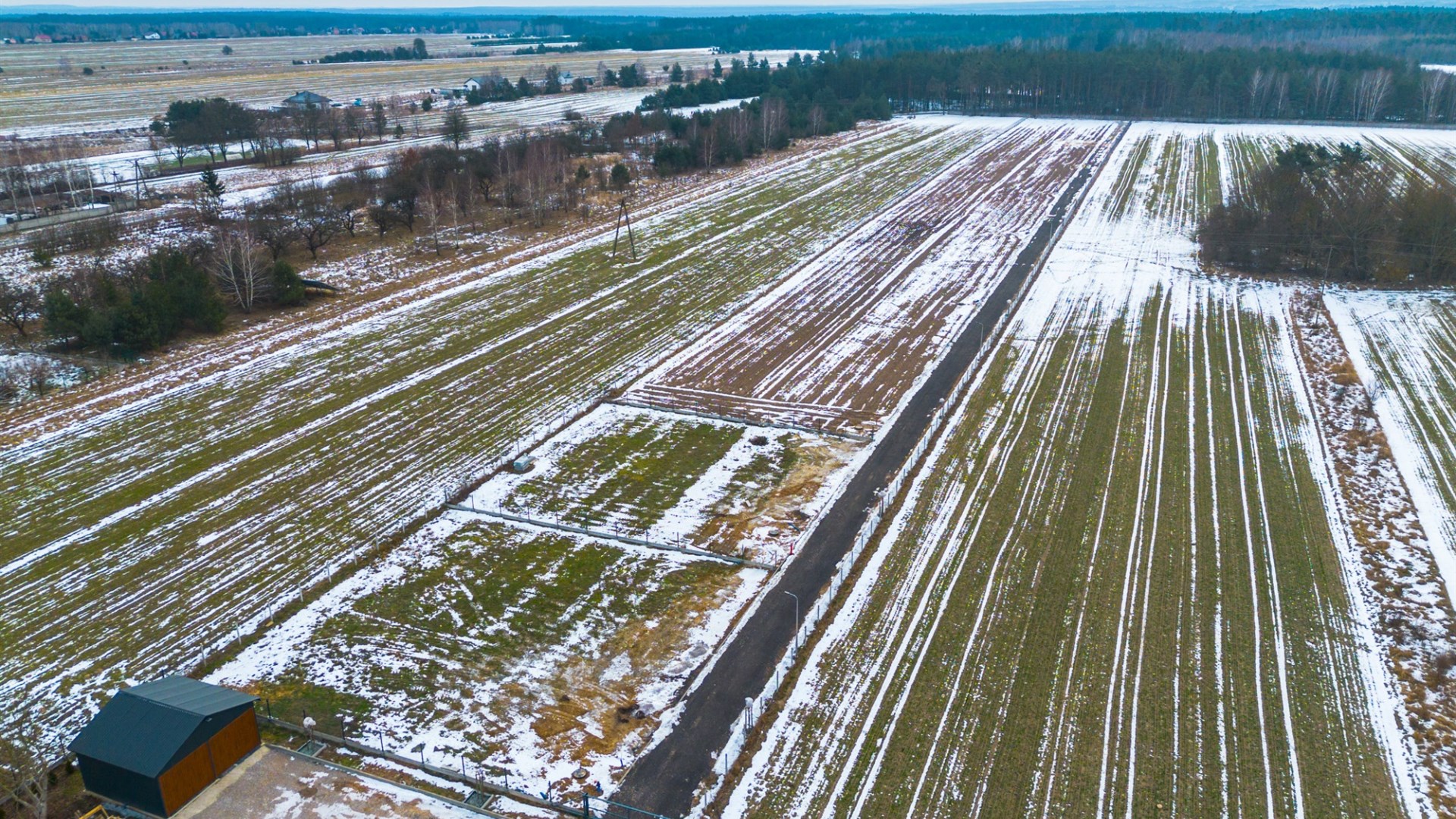 Działka na sprzedaż