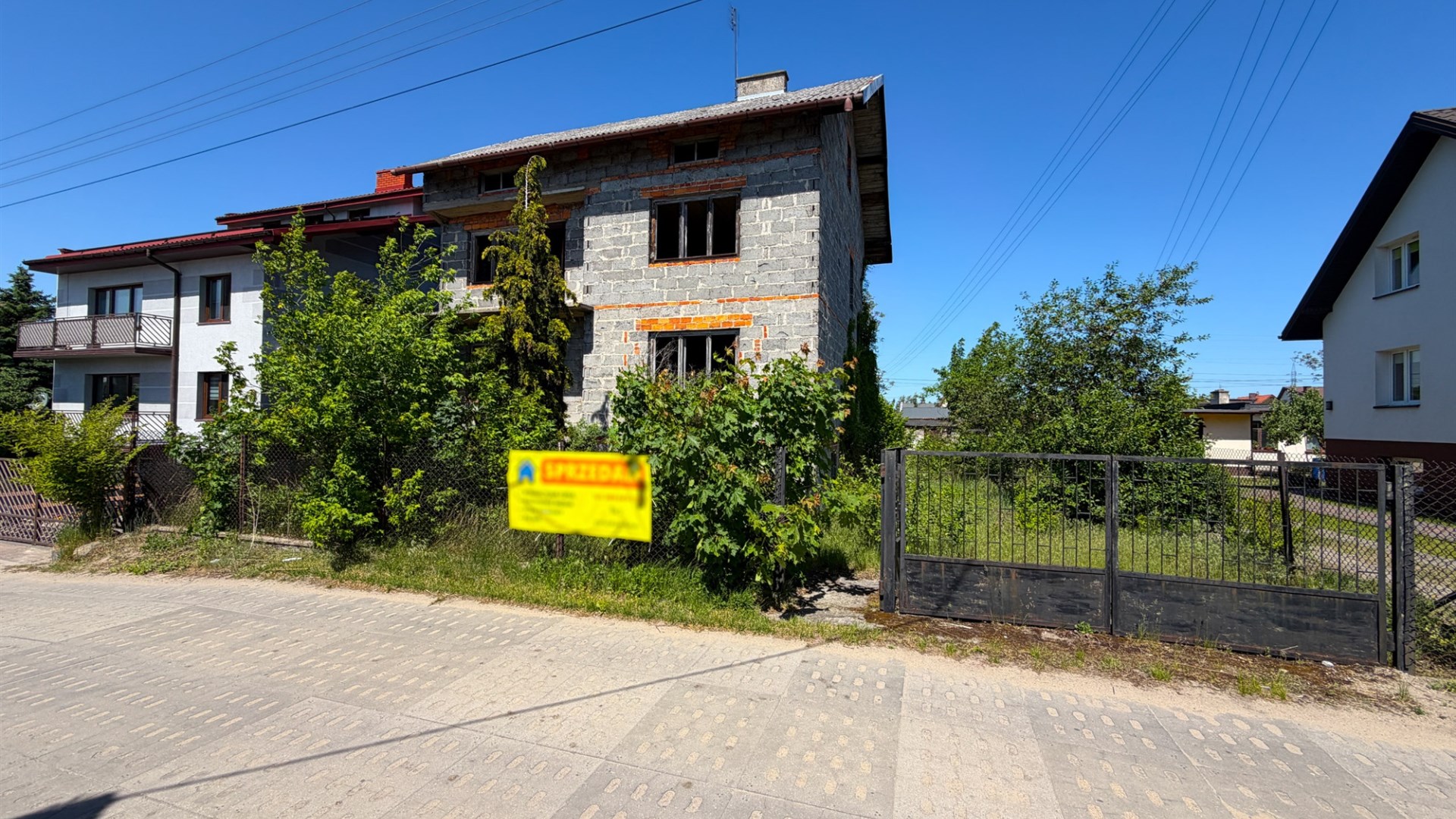 Dom na sprzedaż
